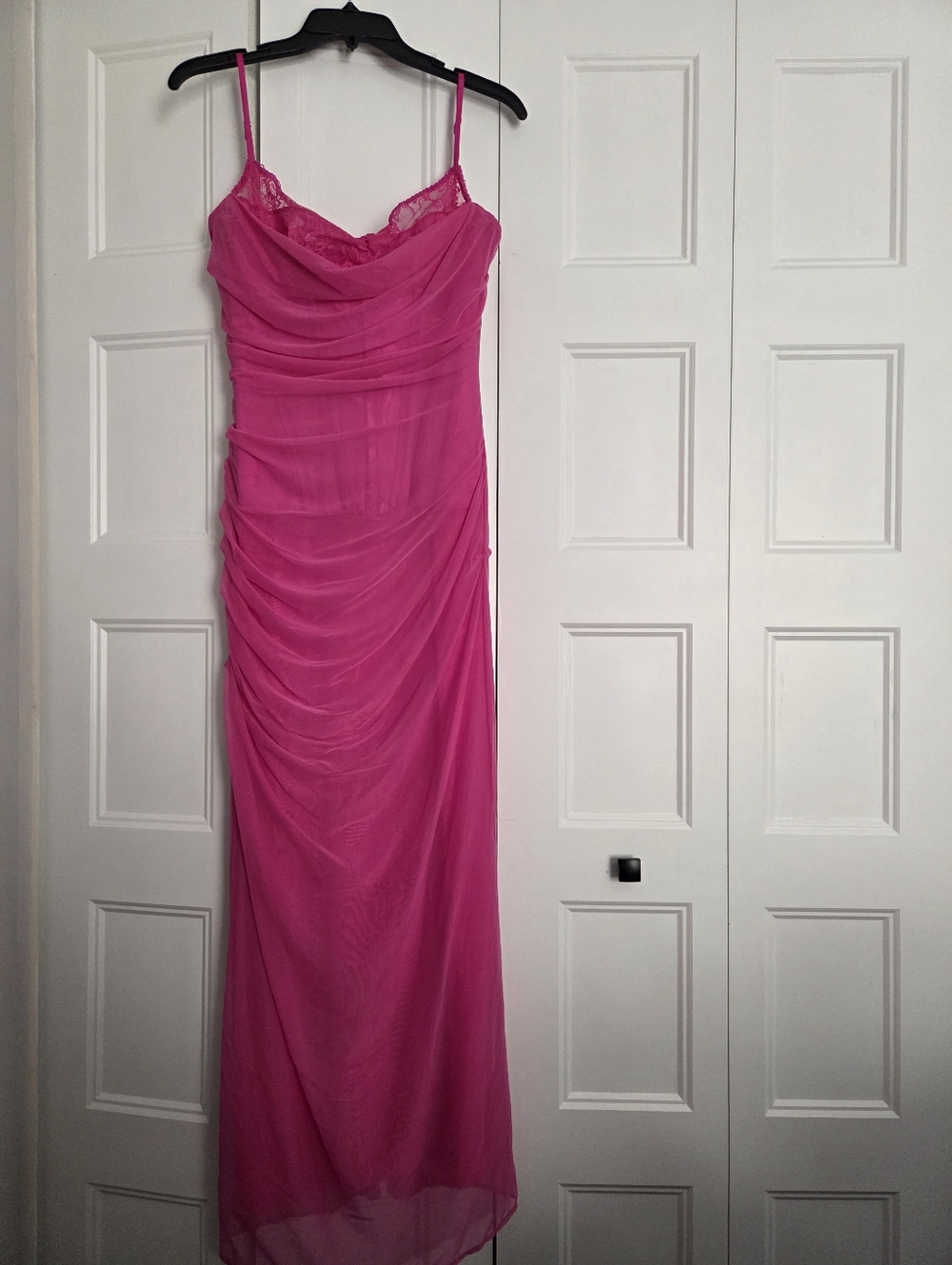 HOUSE OF CB Nalini fuchsia maxi dress Ruched Mesh $239 Medium - Picture 5 of 8